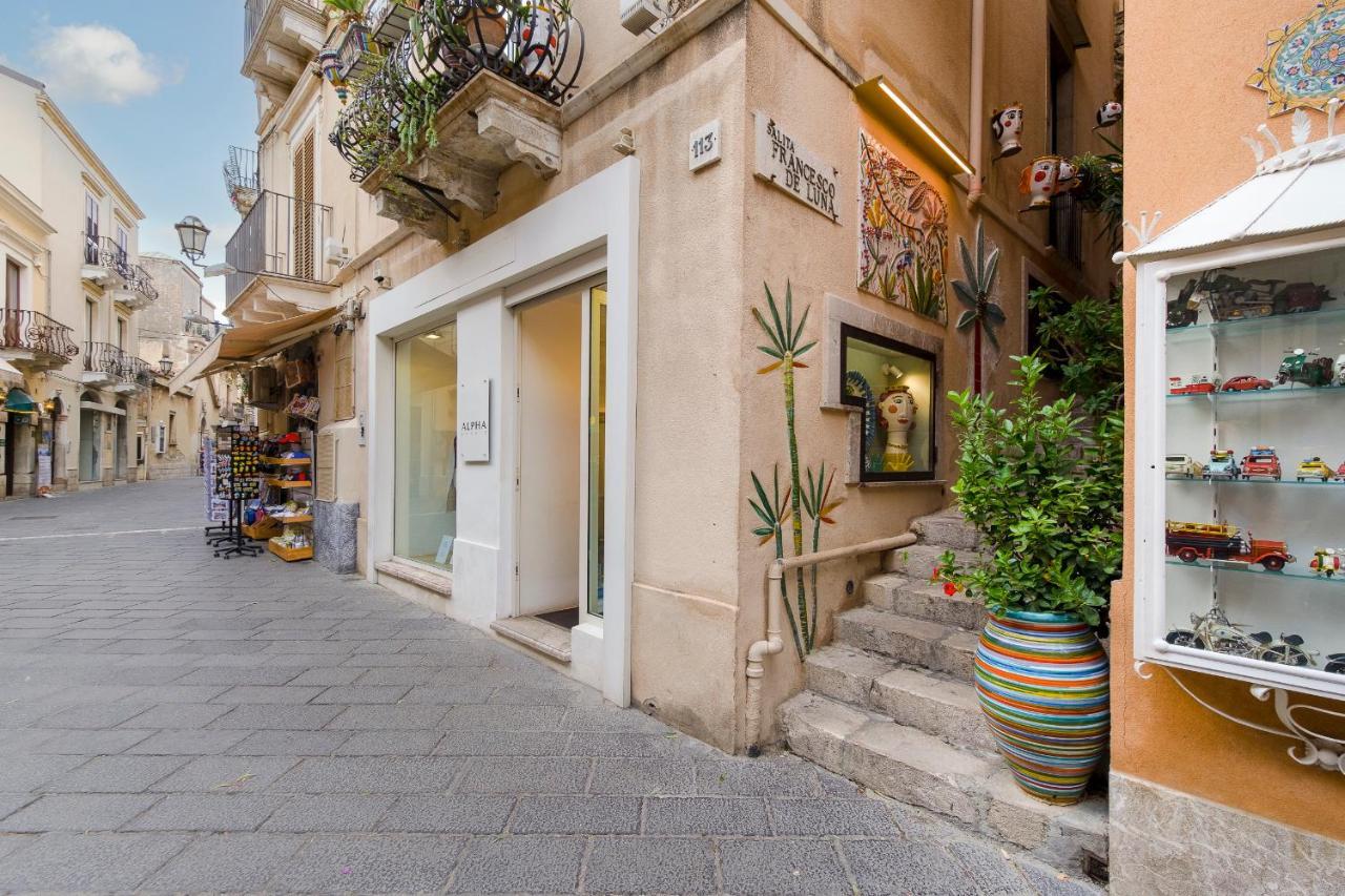 Elegant Apartment In تاورمينا المظهر الخارجي الصورة
